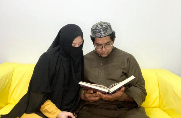 “TAK PERLU MENGADU KEPADA MANUSIA”